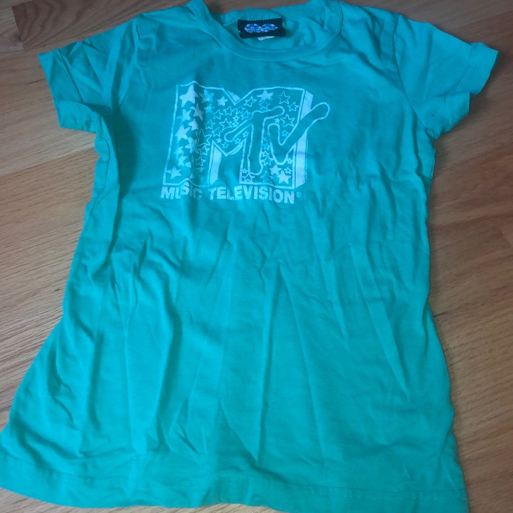 Junk food green shirt